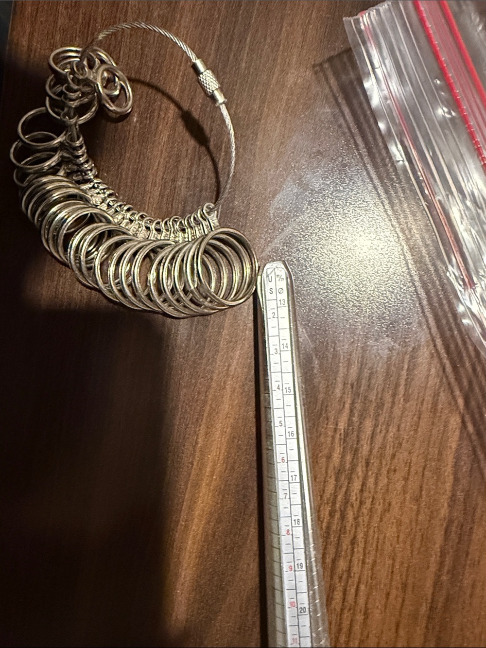 NWOT Ring Concierge Silver Metal Ring Sizer Set - Picture 3 of 11